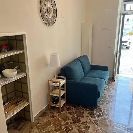 Piazza San Pietro Holiday home Bari